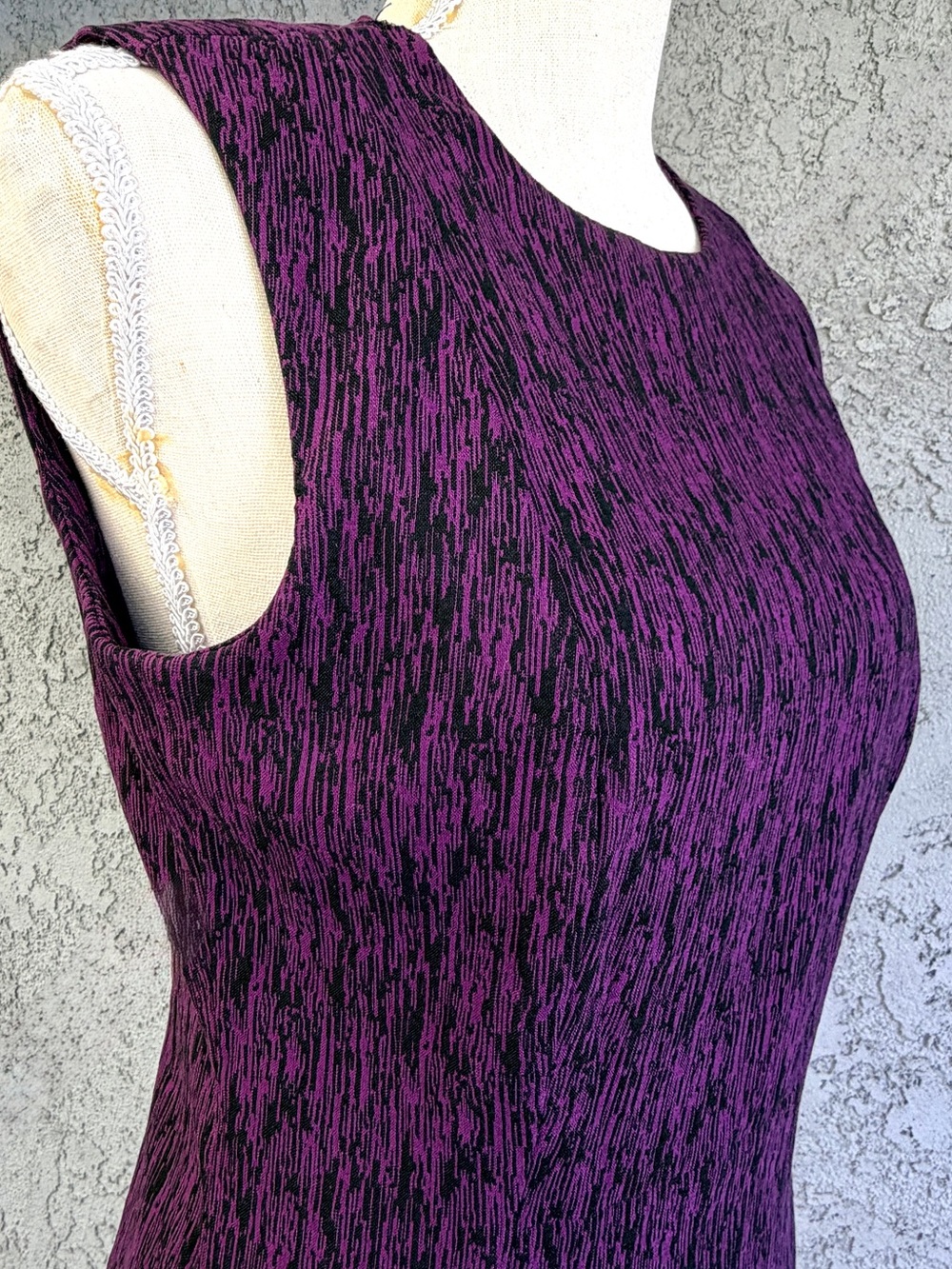 Calvin Klein Sheath Dress Sleeveless Ponte Knit Exposed Back Zip Size 6 - Picture 5 of 12